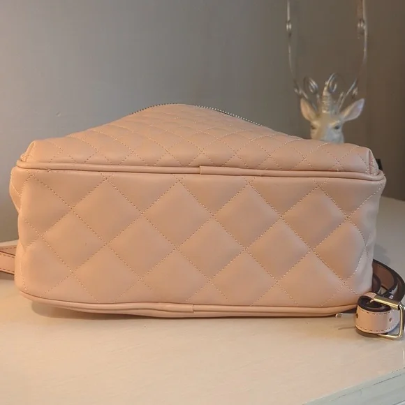 Blush pink quilted Steve Madden backpack 2 outside pockets, 3 inside, like new - Picture 11 of 11